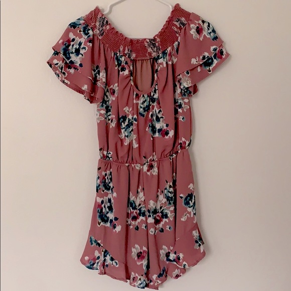 Romper - Picture 2 of 5